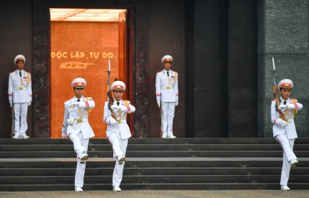 “Không có gì quý hơn độc lập, tự do”: Từ lời hiệu triệu lịch sử đến dòng chữ vàng sáng mãi trong Lăng Bác