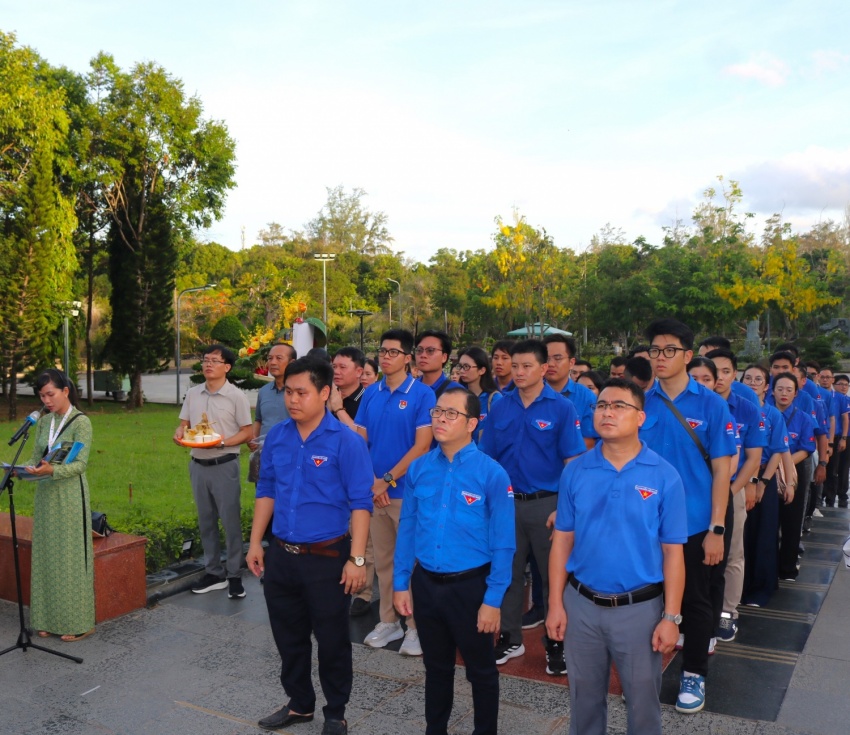 Tuổi trẻ Vietsovpetro về nguồn tại Côn Đảo - Hành trình tri ân, bồi đắp lý tưởng và trách nhiệm