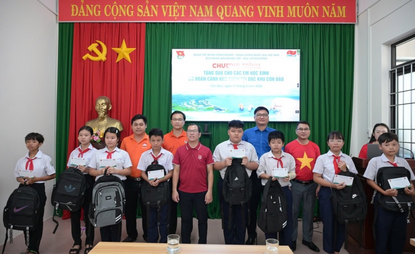 Tuổi trẻ Vietsovpetro về nguồn tại Côn Đảo - Hành trình tri ân, bồi đắp lý tưởng và trách nhiệm