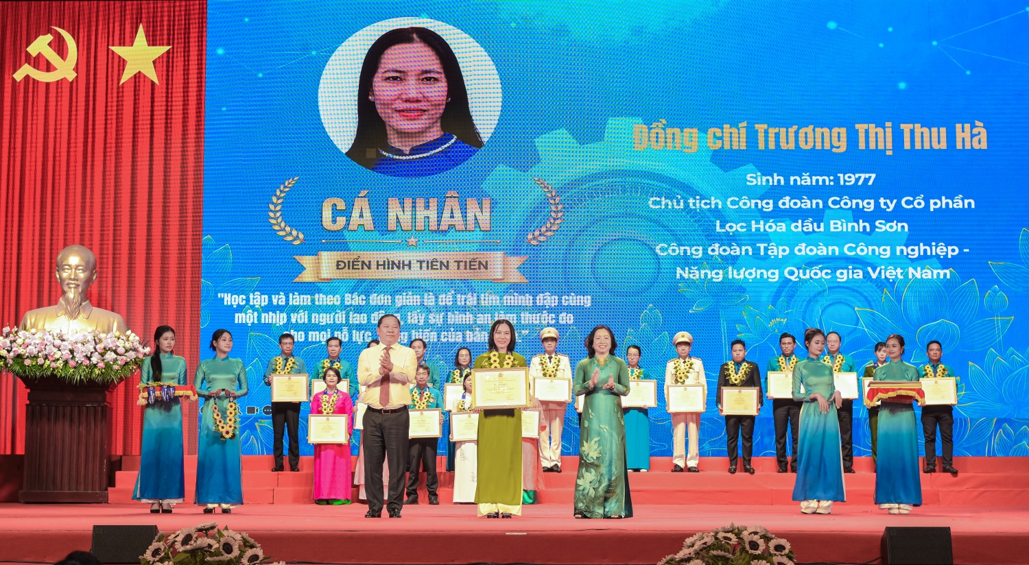 Những tấm gương tiêu biểu của Petrovietnam được tôn vinh trong học tập và làm theo Bác Những tấm gương tiêu biểu của Petrovietnam được tôn vinh trong học tập và làm theo Bác