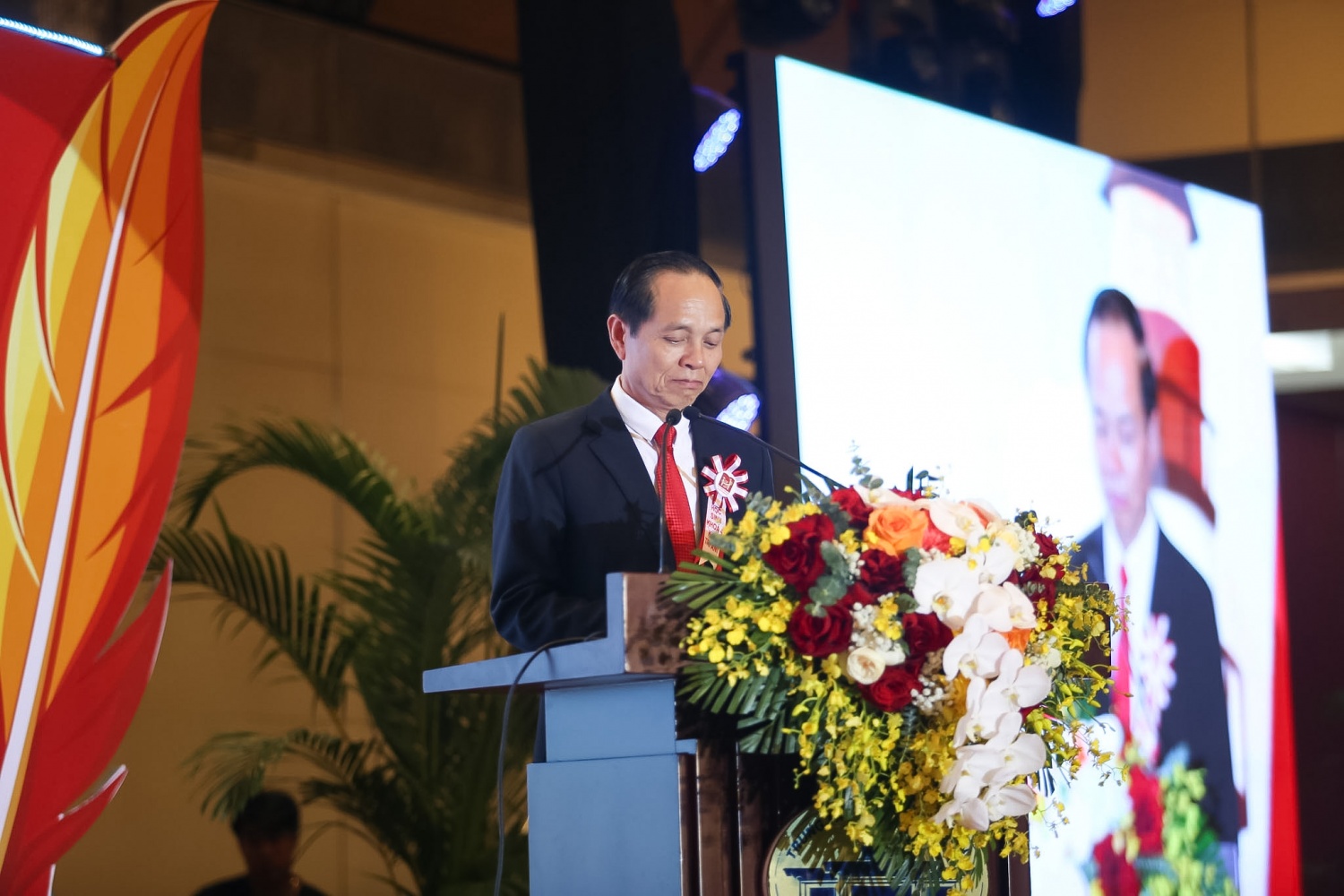 PGS.TS Nguyễn Quang Liệu - Hiệu trưởng Trường THPT chuyên Khoa học Xã hội và Nhân văn
