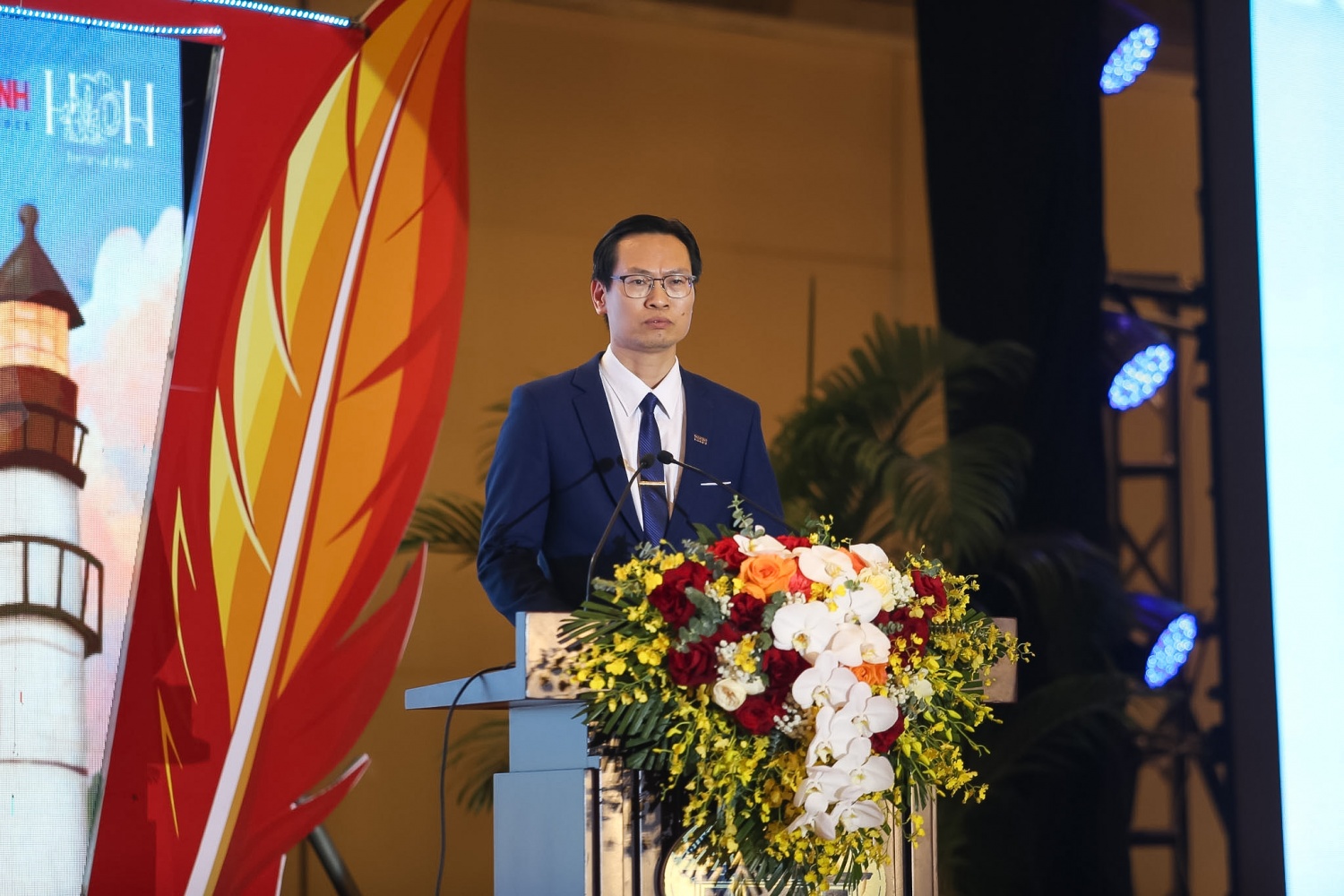 PGS.TS Đặng Hồng Sơn - Phó Hiệu trưởng trường Đại học Khoa học Xã hội và Nhân văn