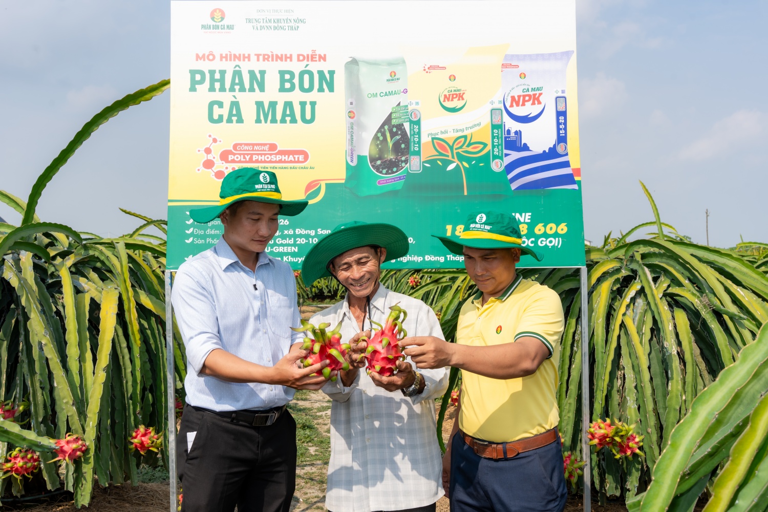 Phân bón Cà Mau tiếp sức nhà nông, vượt khó tới “mùa vàng”