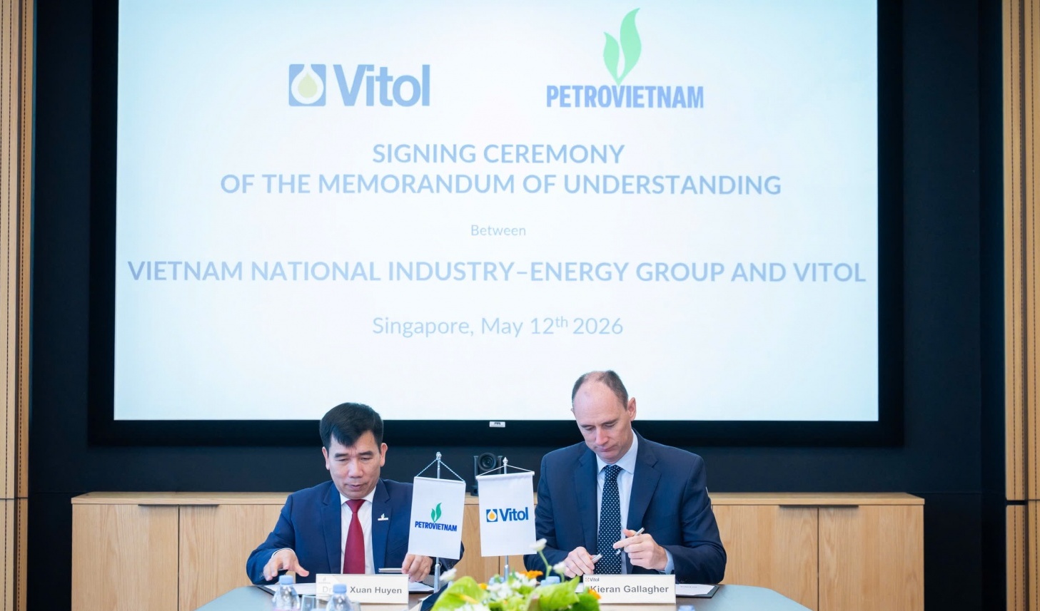 Petrovietnam và Vitol thúc đẩy hợp tác trong chuỗi giá trị năng lượng toàn cầu