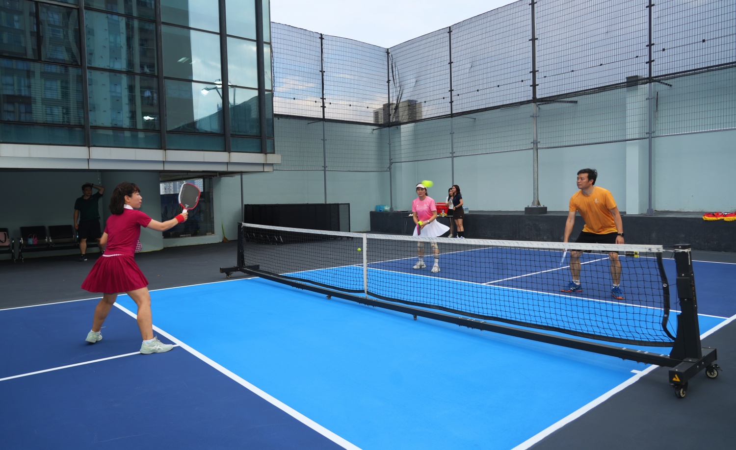 Khánh thành sân pickleball nhân kỷ niệm 48 năm thành lập Viện Dầu khí Việt Nam