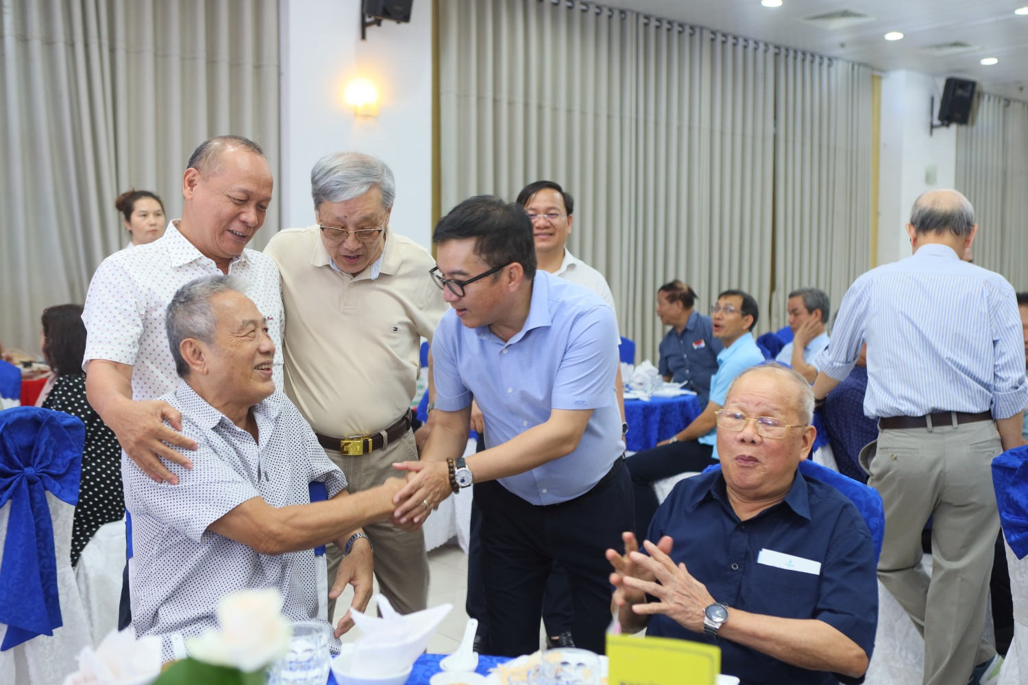 Tự hào “Tiếp nguồn năng lượng - Khát vọng vươn tầm” trong hành trình phát triển của BSR Tự hào “Tiếp nguồn năng lượng - Khát vọng vươn tầm” trong hành trình phát triển của BSR