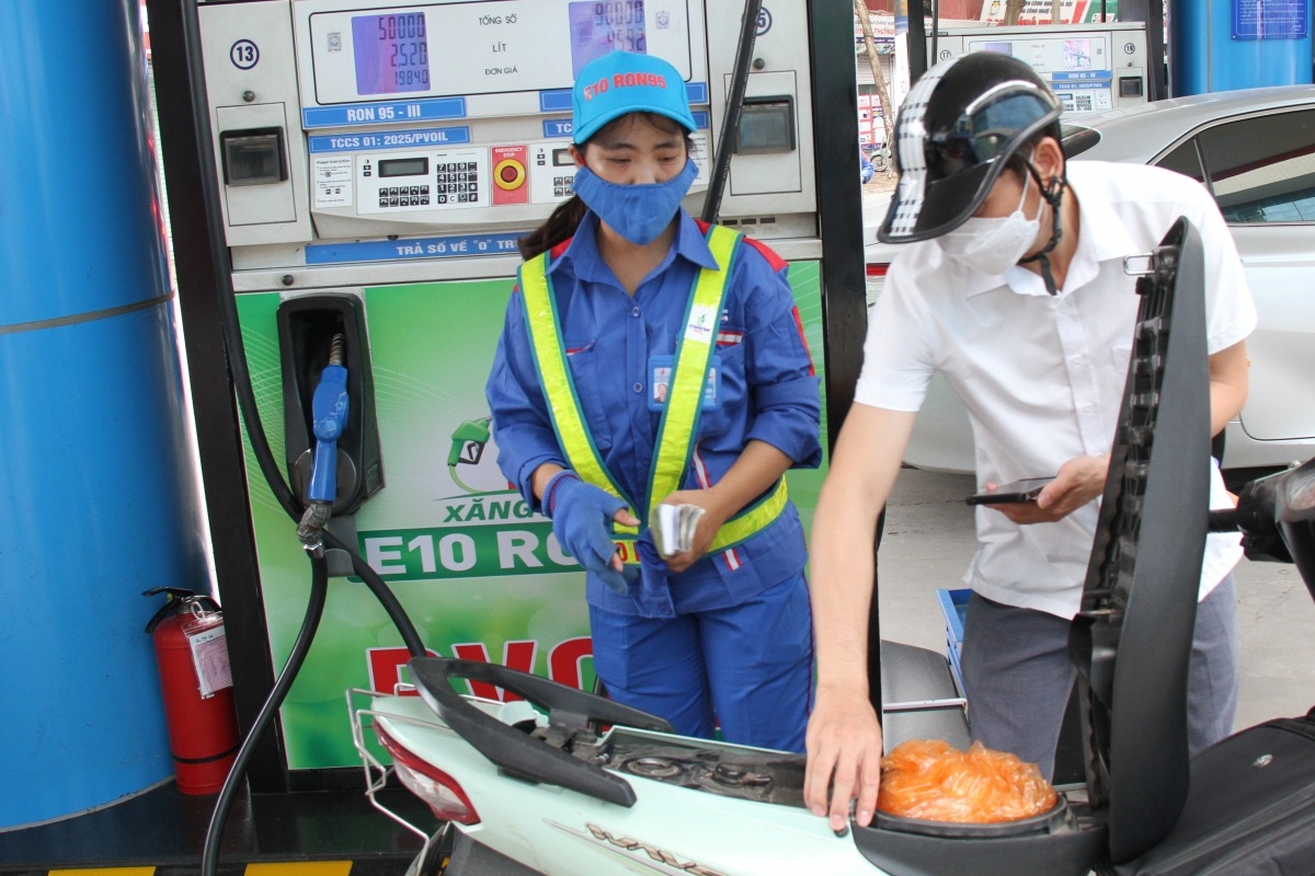 Bộ Công Thương: Xăng E10 là bước đi tất yếu để bảo đảm an ninh năng lượng quốc gia