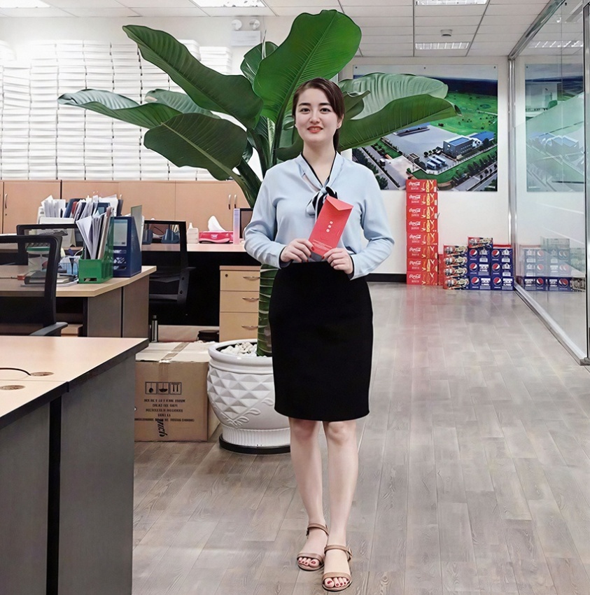 Cù Thị Hồng Phương - cựu sinh viên nhận học bổng năm 2010, hiện công tác trong lĩnh vực thương mại dầu khí tại Singapore