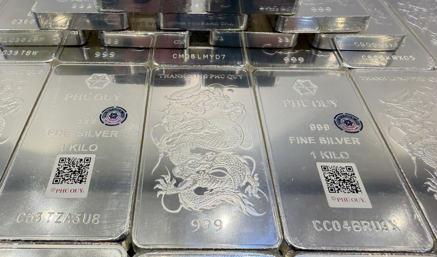 Quỹ ETF iShares Silver Trust: Quân vương trong thế giới bạc