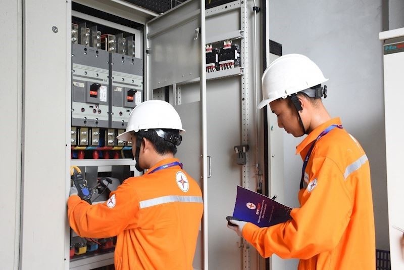 Điều chỉnh khung giờ điện: Bước đi cần thiết để giảm áp lực phụ tải giờ cao điểm Điều chỉnh khung giờ điện: Bước đi cần thiết để giảm áp lực phụ tải giờ cao điểm