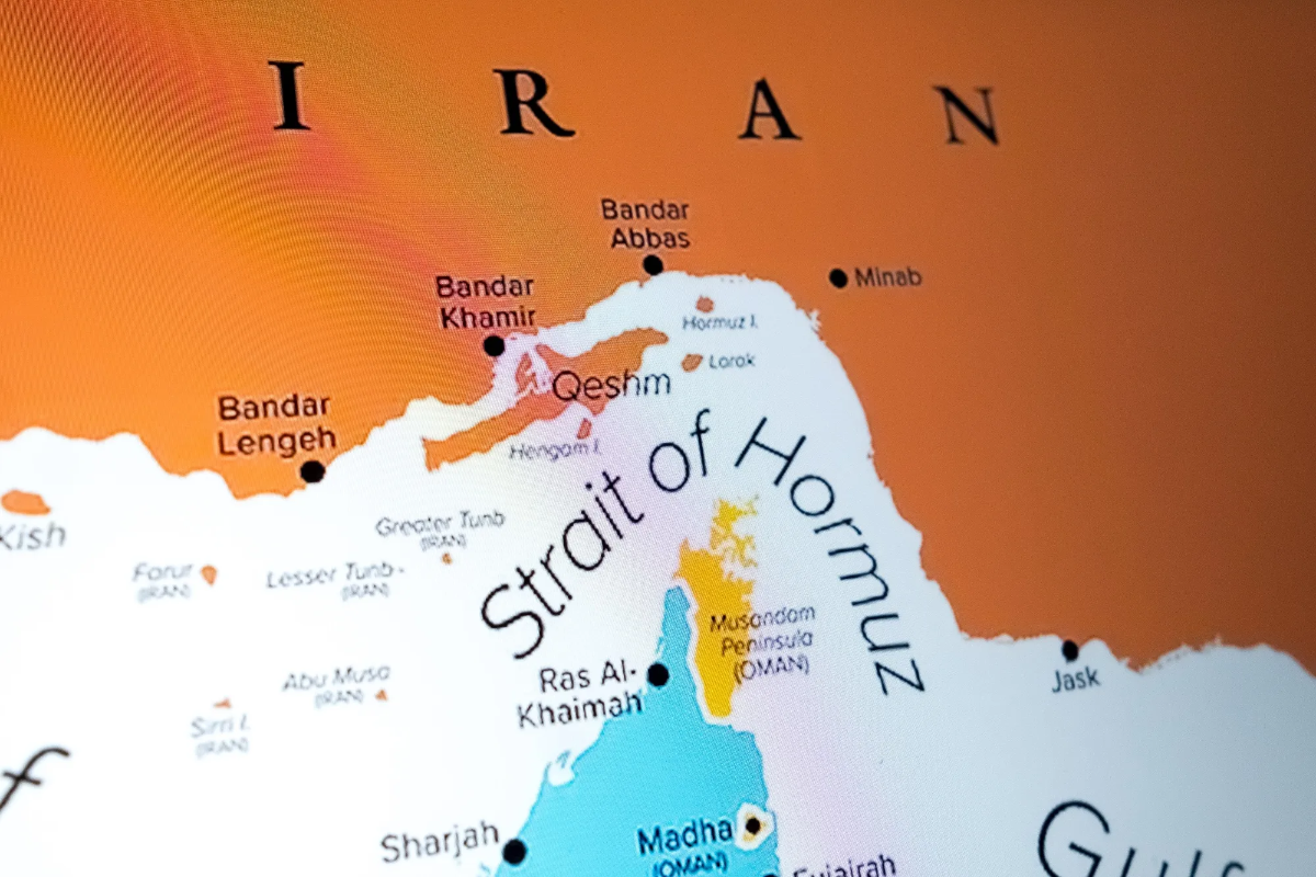 Giải thích các quy định mới của Iran về quá cảnh qua eo biển Hormuz Giải thích các quy định mới của Iran về quá cảnh qua eo biển Hormuz