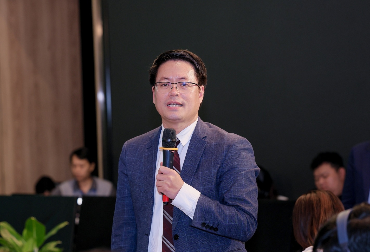 Tâm lý e ngại xăng E10 chủ yếu đến từ thiếu thông tin và tác động mạng xã hội Tâm lý e ngại xăng E10 chủ yếu đến từ thiếu thông tin và tác động mạng xã hội
