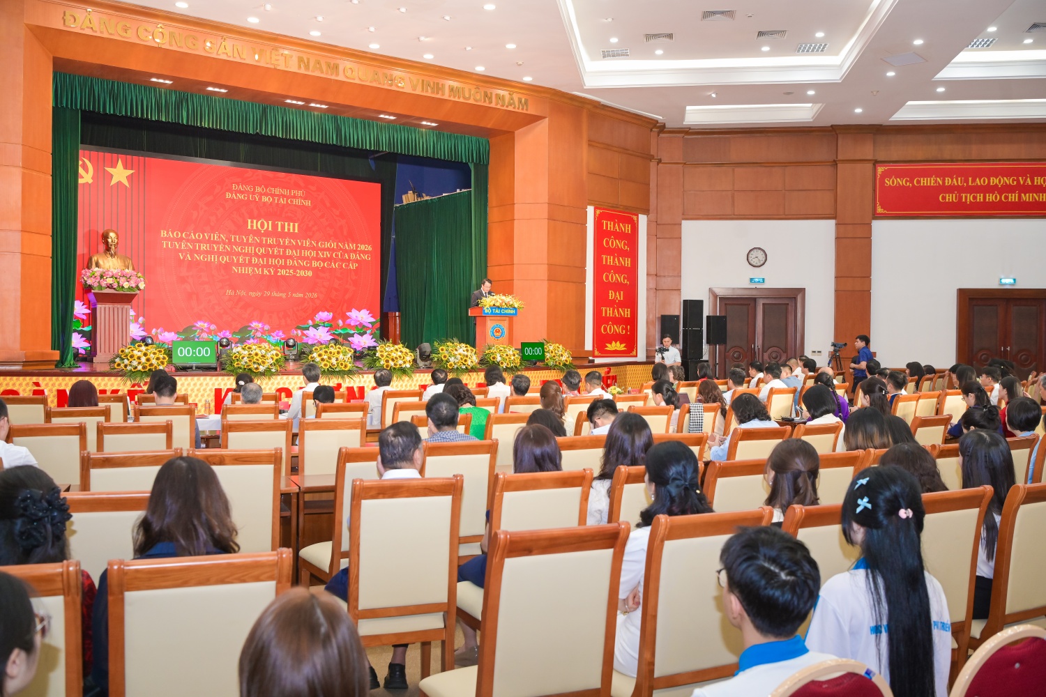 Toàn cảnh Hội thi