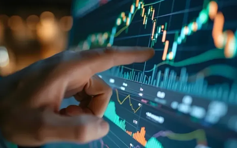 Tin nhanh chứng khoán ngày 29/5: GAS tím trần trong phiên cuối tuần, VN Index đi ngang