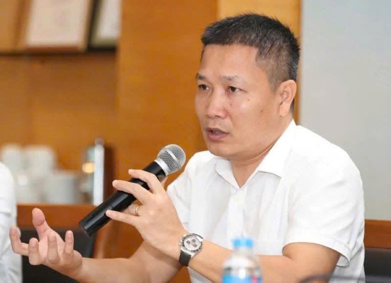 Chuyên gia ô tô nói gì về những lo ngại quanh xăng E10? Chuyên gia ô tô nói gì về những lo ngại quanh xăng E10?