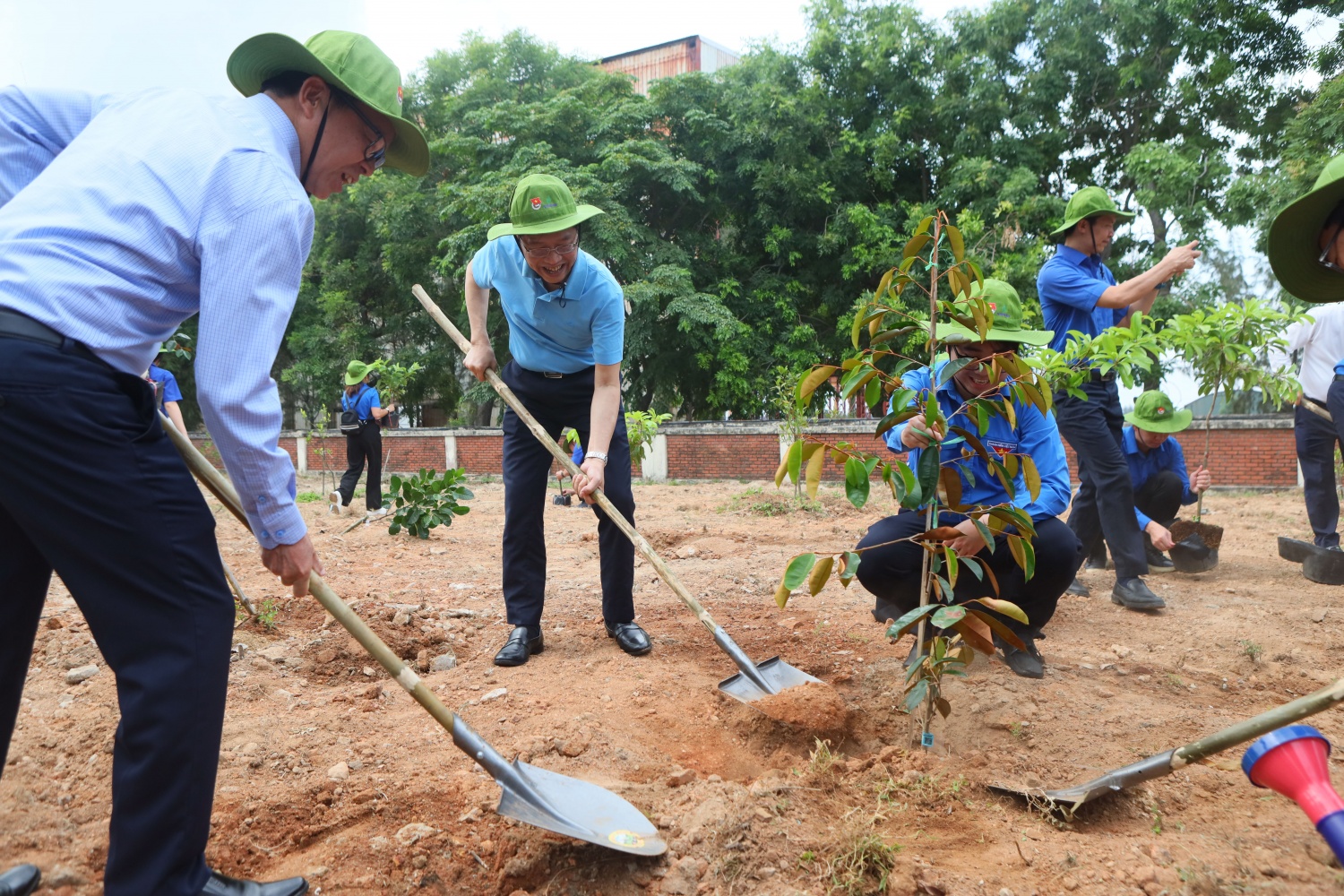 Thanh niên tình nguyện Hè theo hướng thiết thực, hiệu quả, an toàn và gắn chặt với nhiệm vụ SXKD trong toàn Petrovietnam