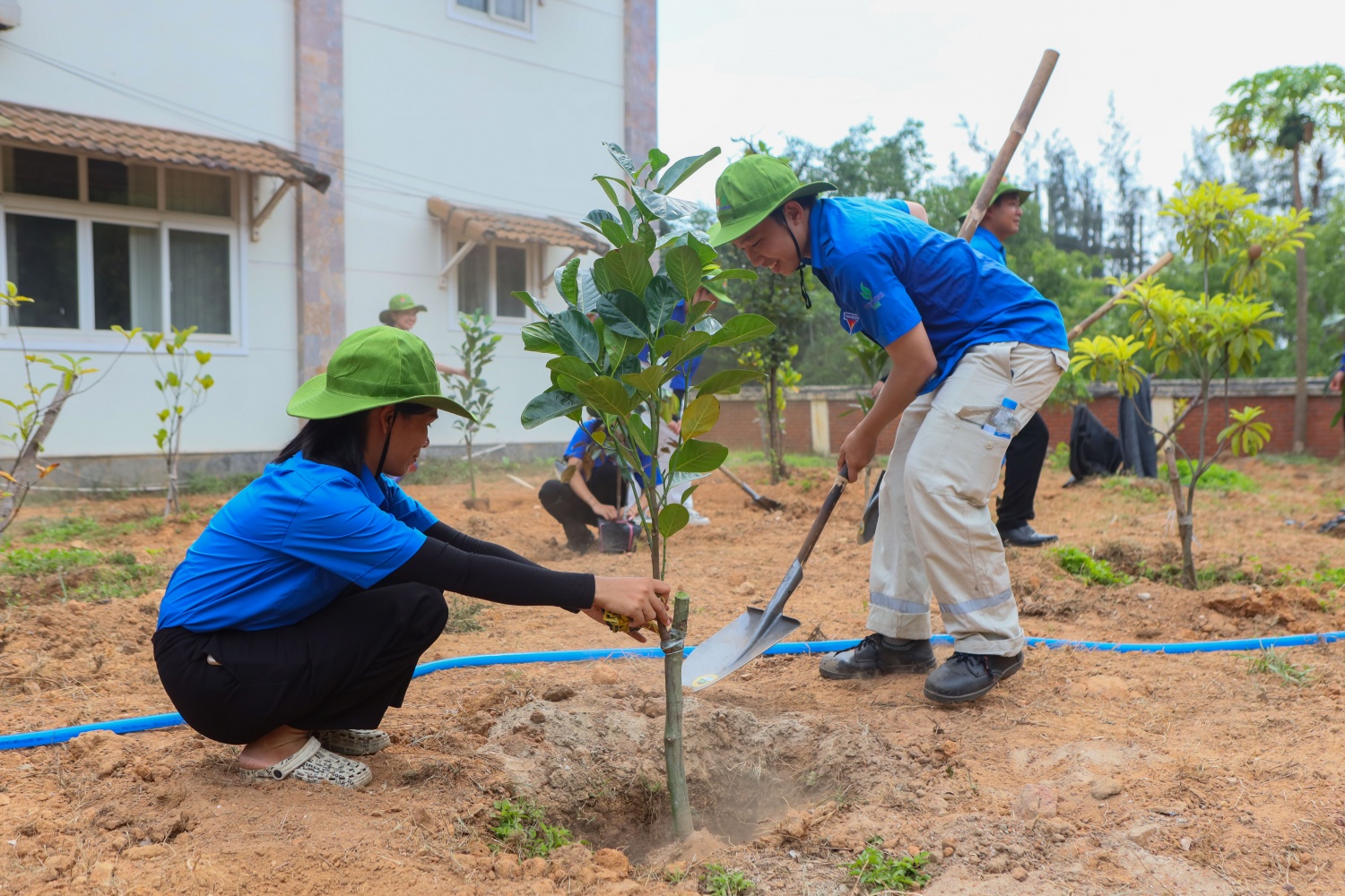 Thanh niên tình nguyện Hè theo hướng thiết thực, hiệu quả, an toàn và gắn chặt với nhiệm vụ SXKD trong toàn Petrovietnam