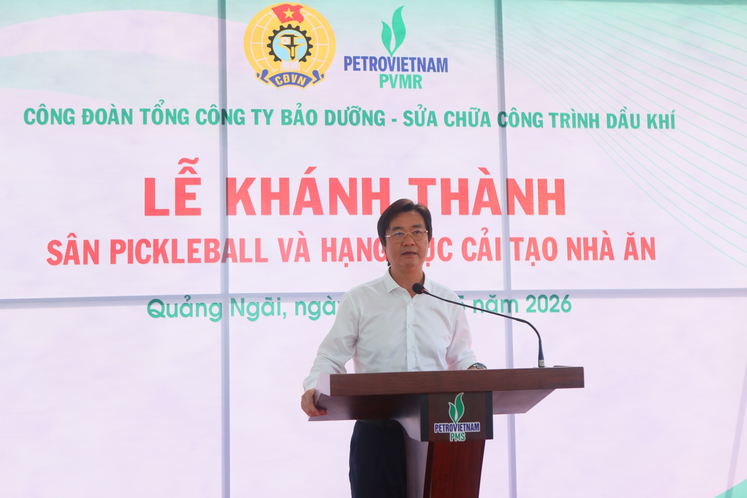 Chủ tịch Công đoàn Petrovietnam Nguyễn Mạnh Kha nhấn mạnh trong thời gian tới, Công đoàn Tập đoàn sẽ tiếp tục hỗ trợ, tập trung vào việc nâng cao đời sống về sức khoẻ và tinh thần của NLĐ trong toàn Tập đoàn. Chủ tịch Công đoàn Petrovietnam Nguyễn Mạnh Kha nhấn mạnh trong thời gian tới, Công đoàn Tập đoàn sẽ tiếp tục hỗ trợ, tập trung vào việc nâng cao đời sống về sức khoẻ và tinh thần của NLĐ trong toàn Tập đoàn.