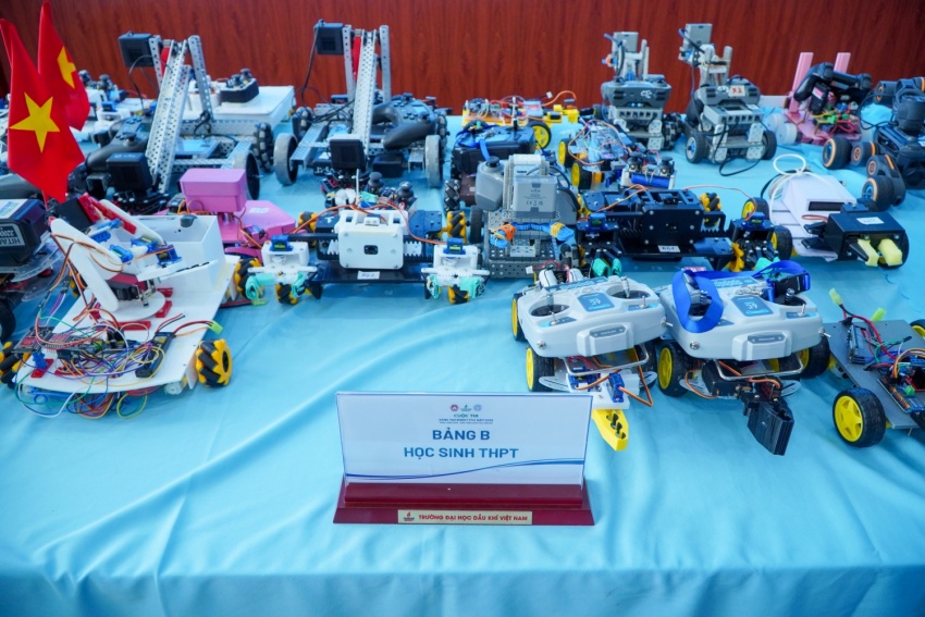 Sôi nổi vòng loại Cuộc thi Robot PVU năm 2026