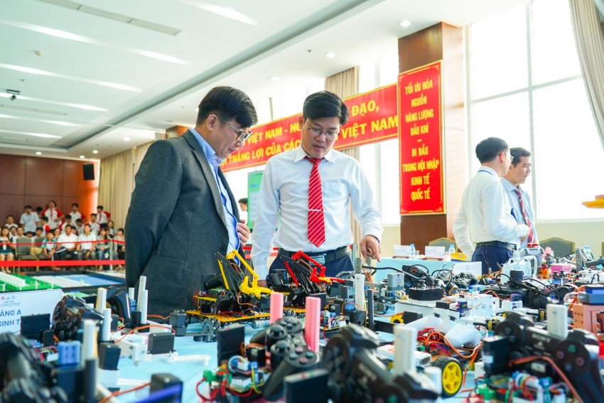 STEM Innovation Petrovietnam: Khơi nguồn đam mê khoa học đỉnh cao tại Sáng tạo Robot PVU 2026