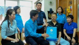 "Những món quà từ Đại hội" lan tỏa yêu thương đến đoàn viên Petrovietnam mắc bệnh hiểm nghèo