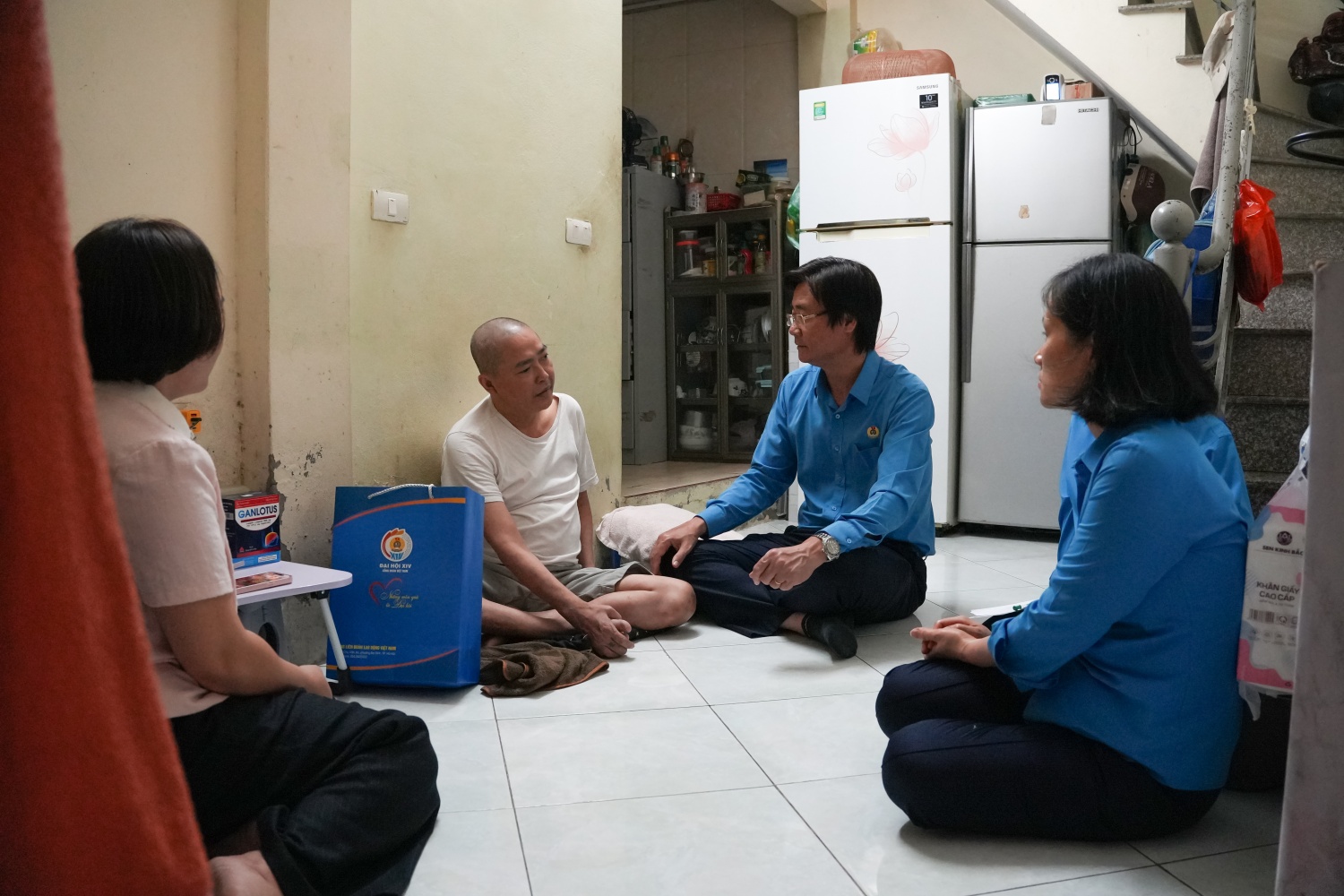 Những món quà từ Đại hội lan tỏa yêu thương đến đoàn viên Petrovietnam mắc bệnh hiểm nghèo Những món quà từ Đại hội lan tỏa yêu thương đến đoàn viên Petrovietnam mắc bệnh hiểm nghèo