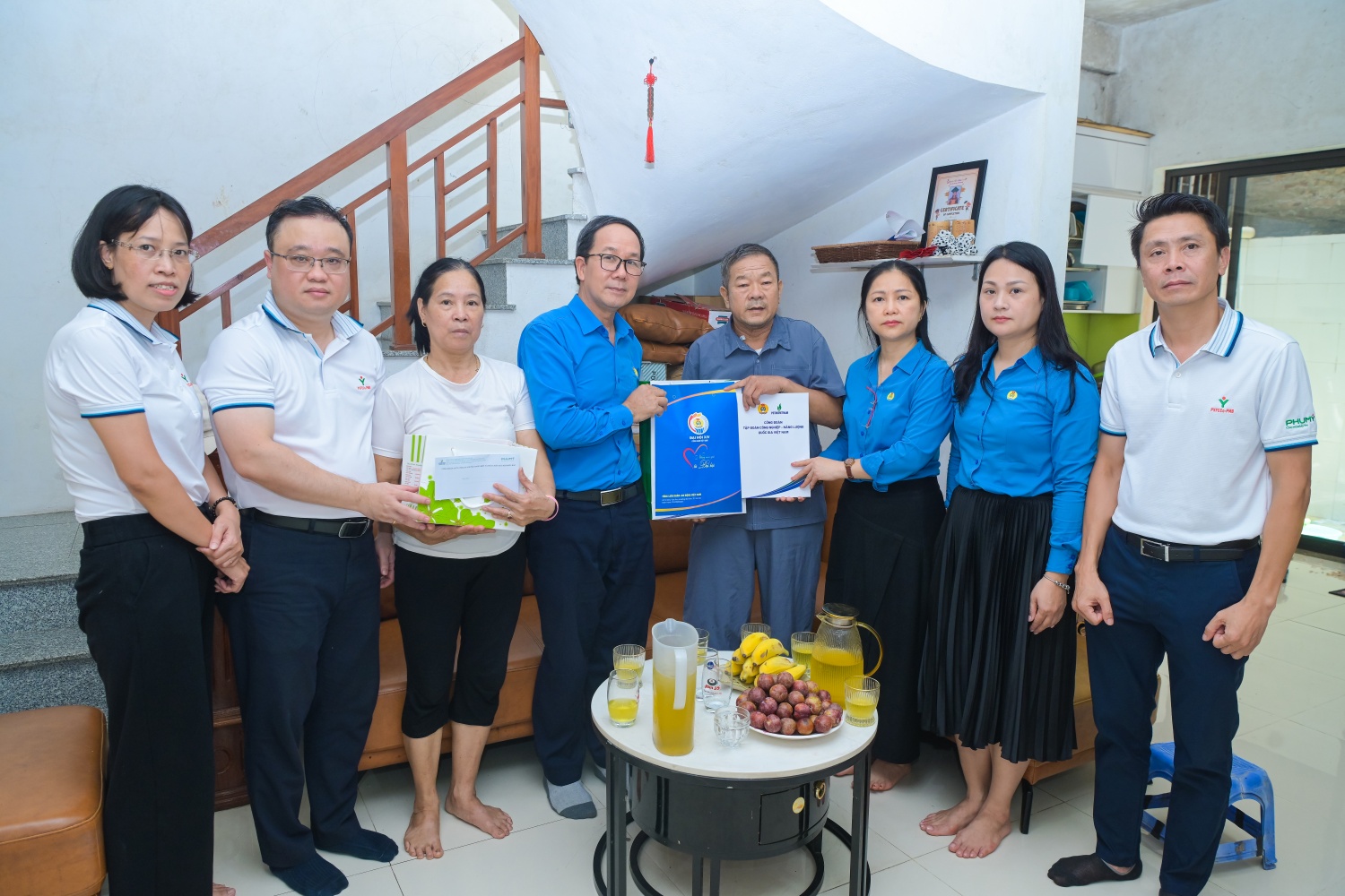 Món quà Đại hội lan tỏa yêu thương đến đoàn viên Petrovietnam có hoàn cảnh khó khăn