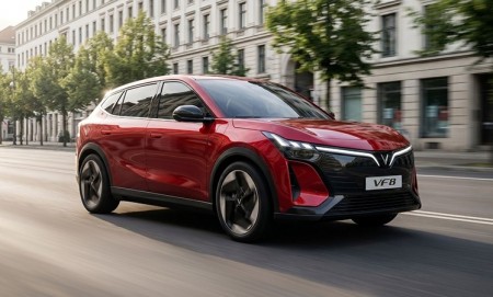 Chuyên gia đánh giá VinFast VF8 là chiếc SUV không nên bỏ lỡ
