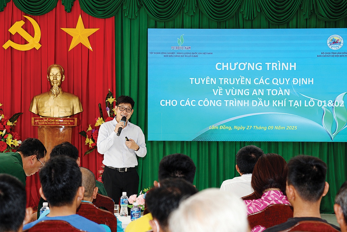 Gìn giữ màu xanh của biển Gìn giữ màu xanh của biển