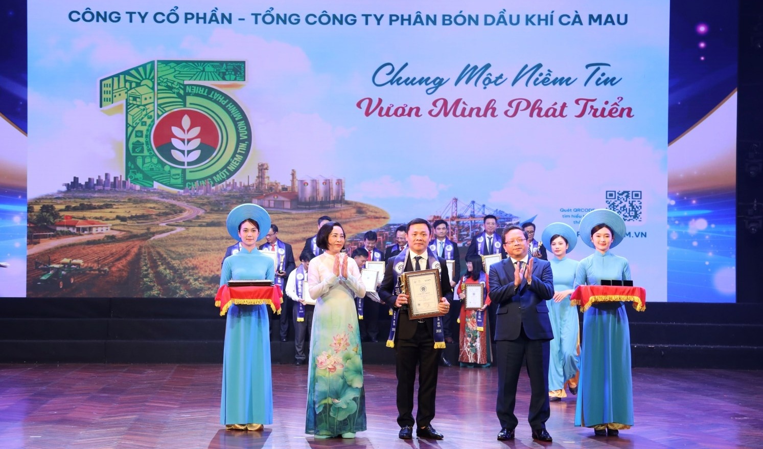PVCFC - Doanh nghiệp phân bón duy nhất được vinh danh toàn diện tại Vietnam I4 Impact Awards 2026
