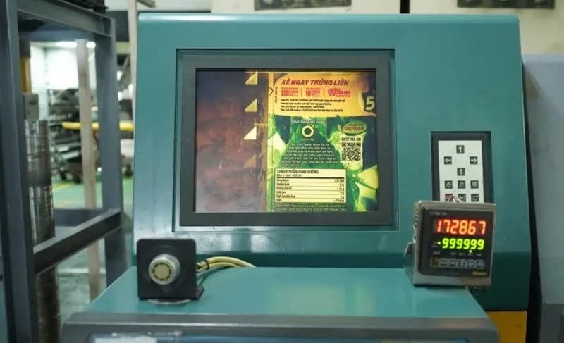 Không ai biết trước, không ai có thể can thiệp: Điều gì tạo nên sức hút của “Xé ngay trúng liền” trong hè này? Không ai biết trước, không ai có thể can thiệp: Điều gì tạo nên sức hút của “Xé ngay trúng liền” trong hè này?