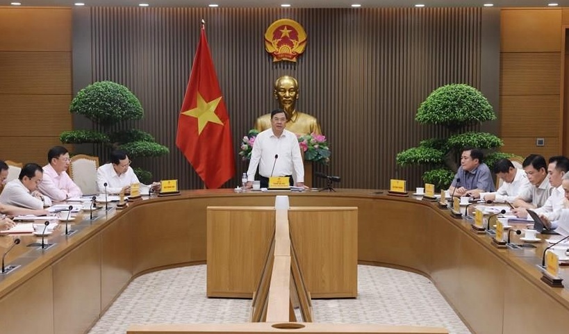 Phó Thủ tướng Phạm Gia Túc: Kiểm soát chất lượng xăng E10, đảm bảo quyền lợi người tiêu dùng