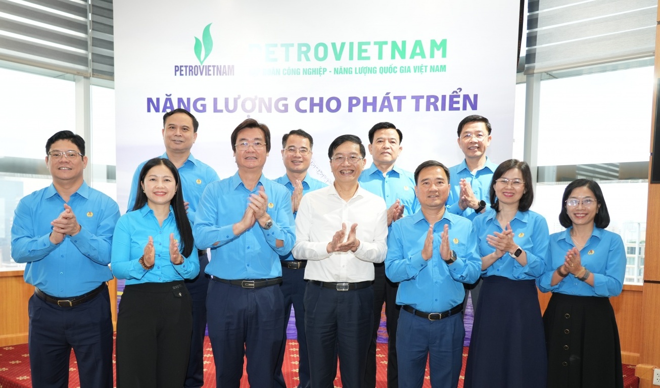 Lãnh đạo Petrovietnam gặp mặt đoàn đại biểu Công đoàn Petrovietnam dự Đại hội Công đoàn Việt Nam lần thứ XIV