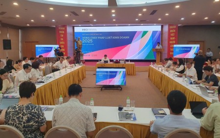 Kỷ lục lập pháp và yêu cầu khơi thông điểm nghẽn