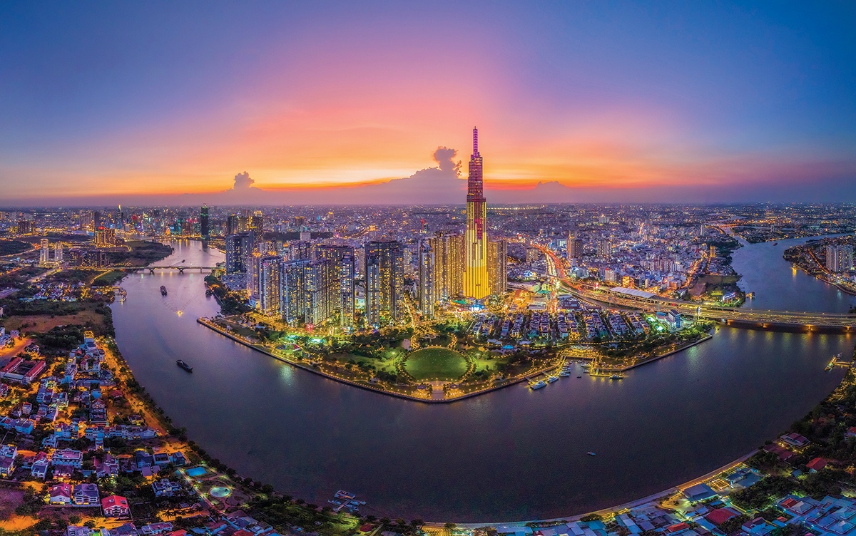 TS Châu Đình Linh: TP HCM cần “hệ sinh thái” tài chính
cho các dự án lớn TS Châu Đình Linh: TP HCM cần “hệ sinh thái” tài chính
cho các dự án lớn