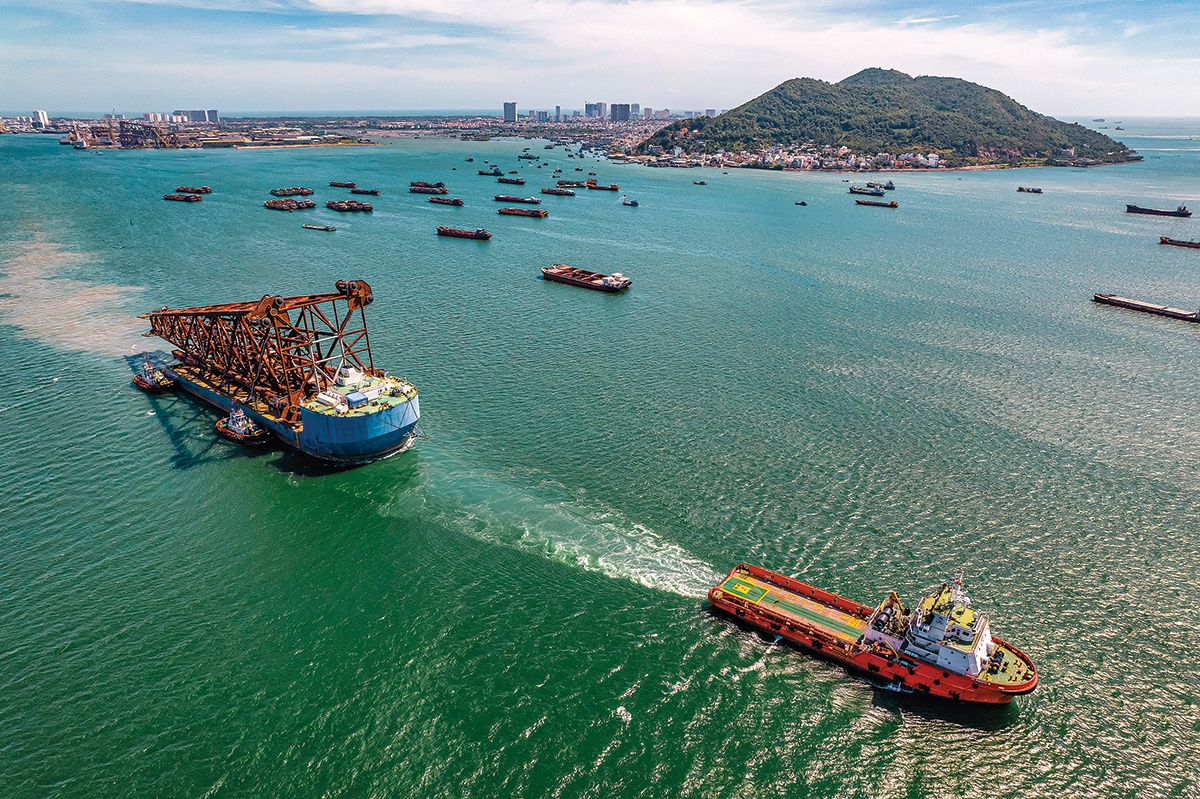 TS Châu Đình Linh: TP HCM cần “hệ sinh thái” tài chính
cho các dự án lớn TS Châu Đình Linh: TP HCM cần “hệ sinh thái” tài chính
cho các dự án lớn