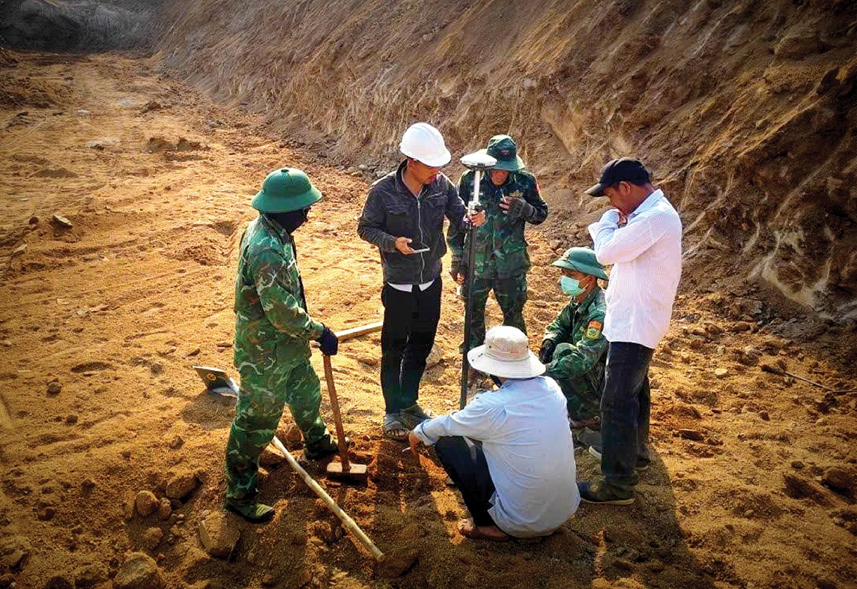 Xây tri thức trên vùng biên giới