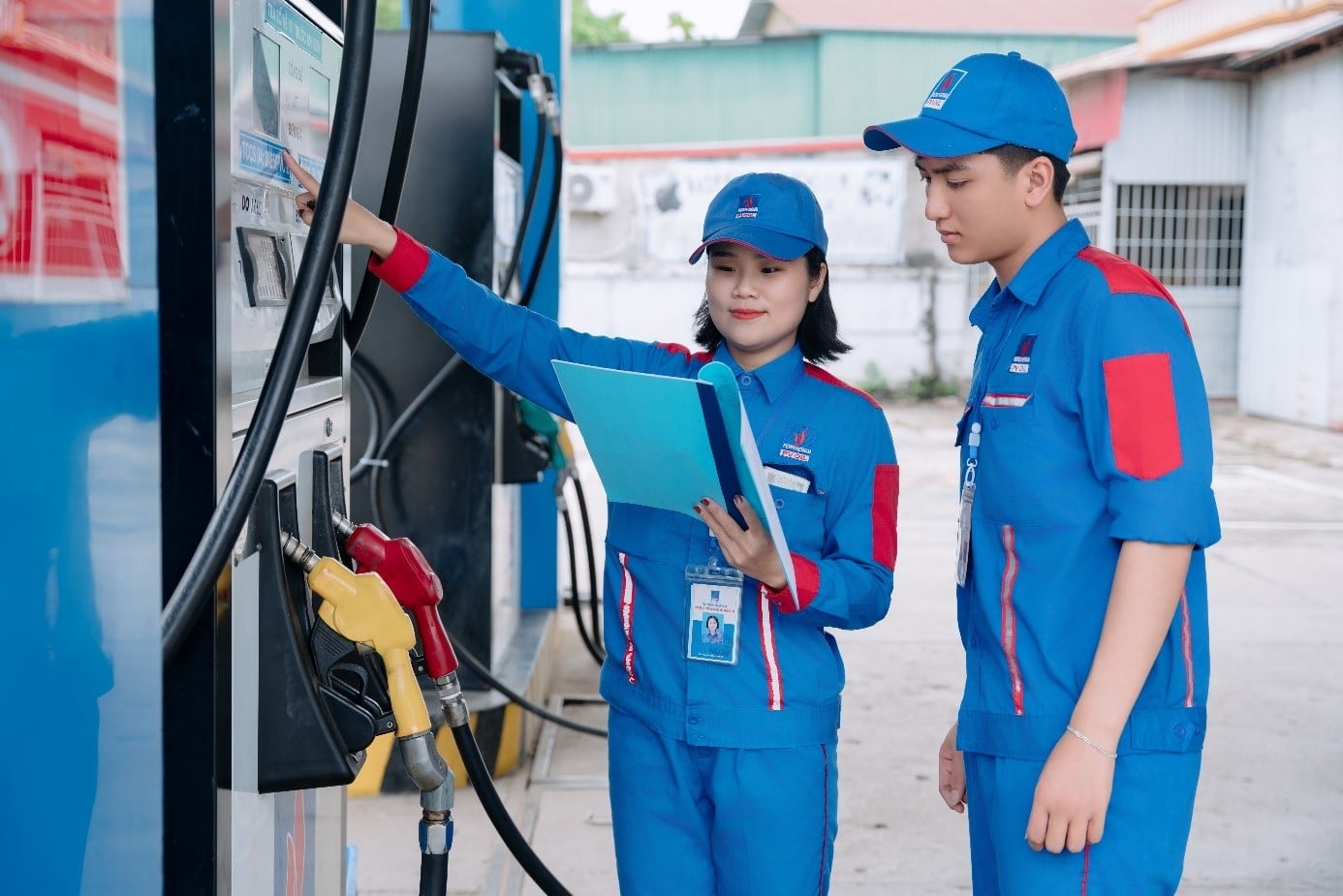 Sôi nổi Cuộc thi ảnh “Chân dung Người lao động PVOIL” năm 2026