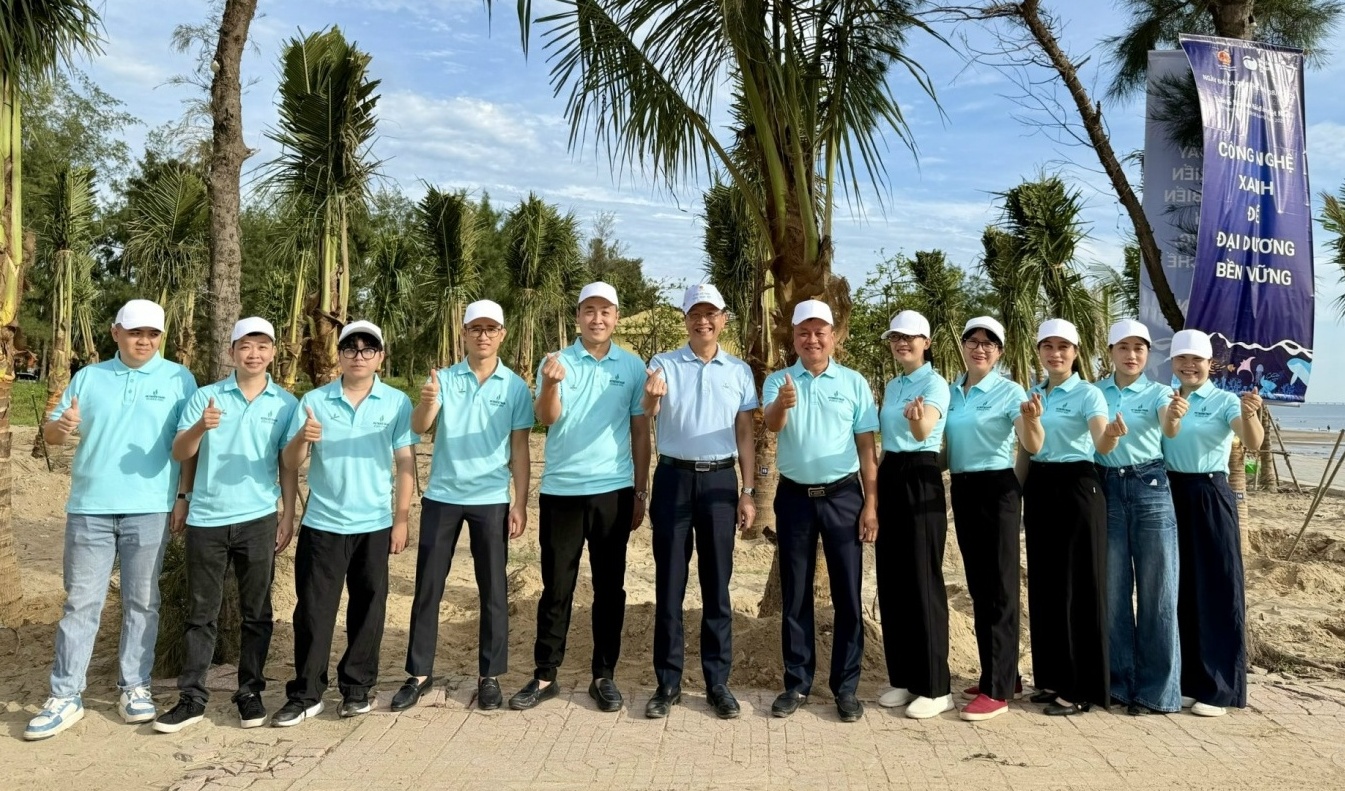 Phát động phong trào toàn dân bảo vệ môi trường vì một Việt Nam xanh - sạch - đẹp
