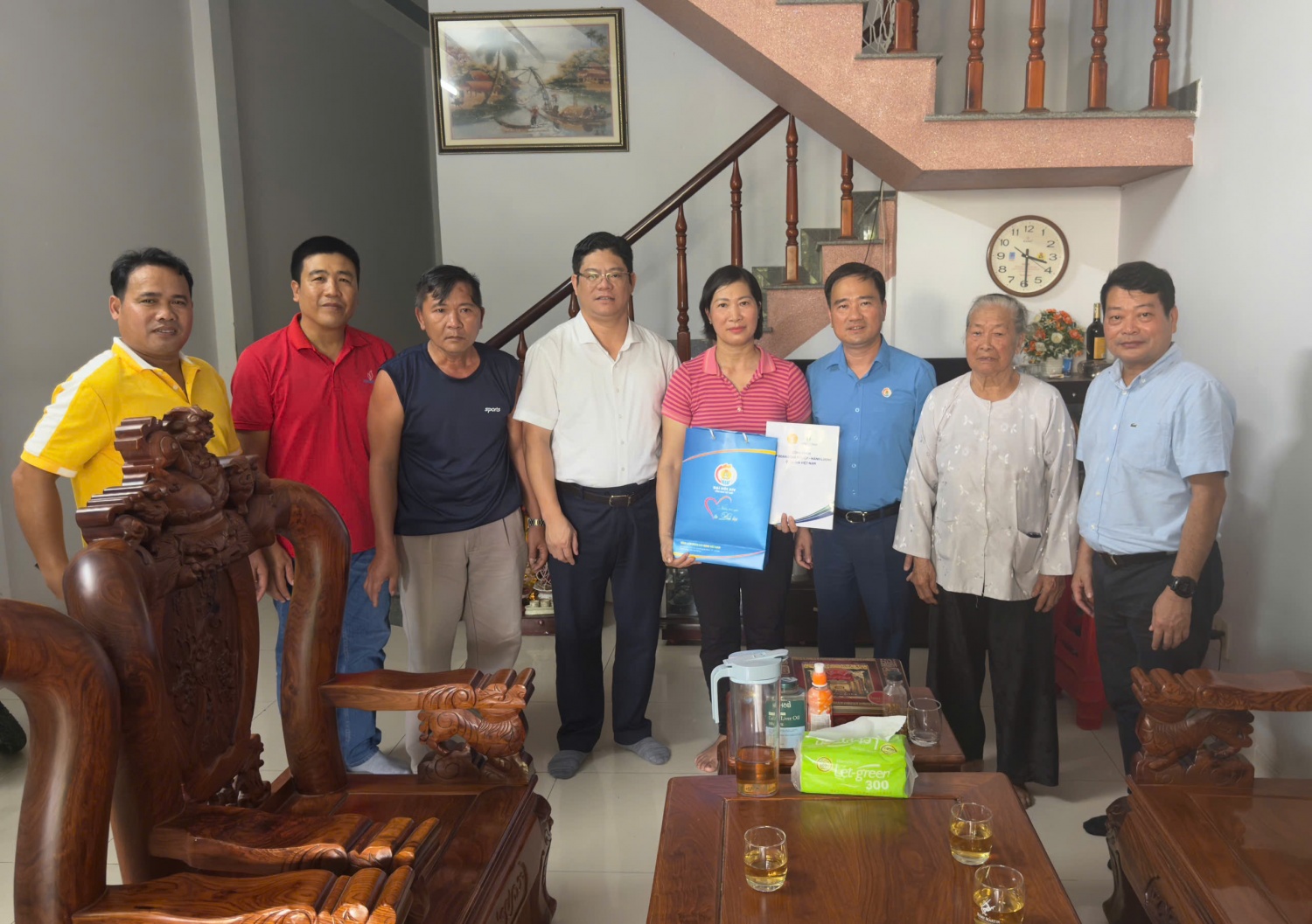 Công đoàn Petrovietnam tiếp tục trao “Những món quà từ Đại hội” tới người lao động khu vực TP HCM