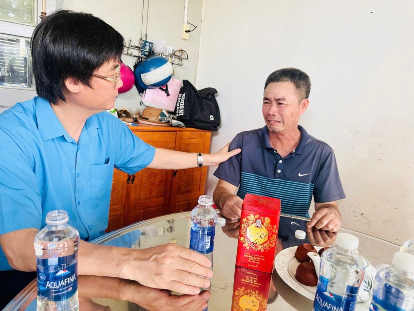 Công đoàn Petrovietnam thăm và trao “Những món quà từ Đại hội” đến người lao động khó khăn, mắc bệnh hiểm nghèo khu vực Bà Rịa - Vũng Tàu Công đoàn Petrovietnam thăm và trao “Những món quà từ Đại hội” đến người lao động khó khăn, mắc bệnh hiểm nghèo khu vực Bà Rịa Vũng Tàu