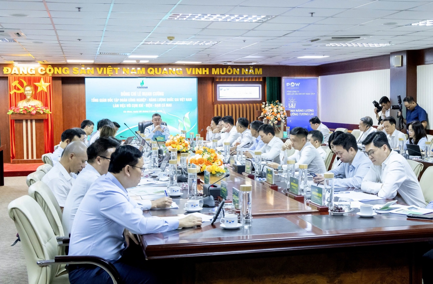 Tổng Giám đốc Petrovietnam Lê Mạnh Cường: Tối ưu hóa chuỗi Khí - Điện - Đạm Cà Mau trên tinh thần Tổng Giám đốc Petrovietnam Lê Mạnh Cường rà soát tổng thể chuỗi Khí - Điện - Đạm Cà Mau
