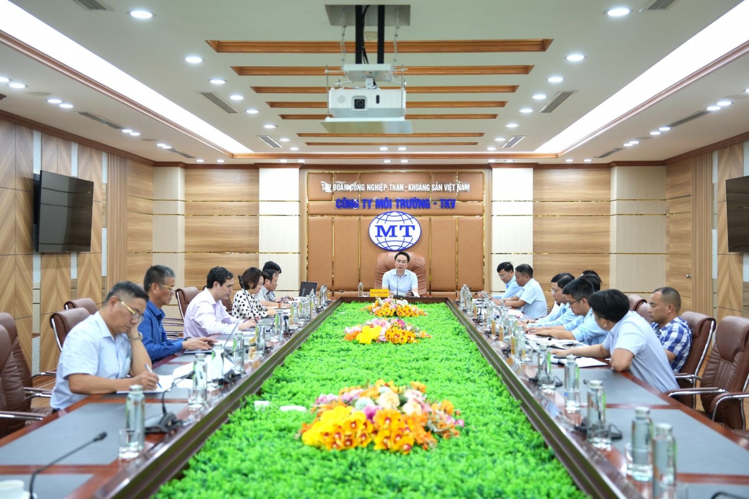 TKV bảo vệ môi trường 