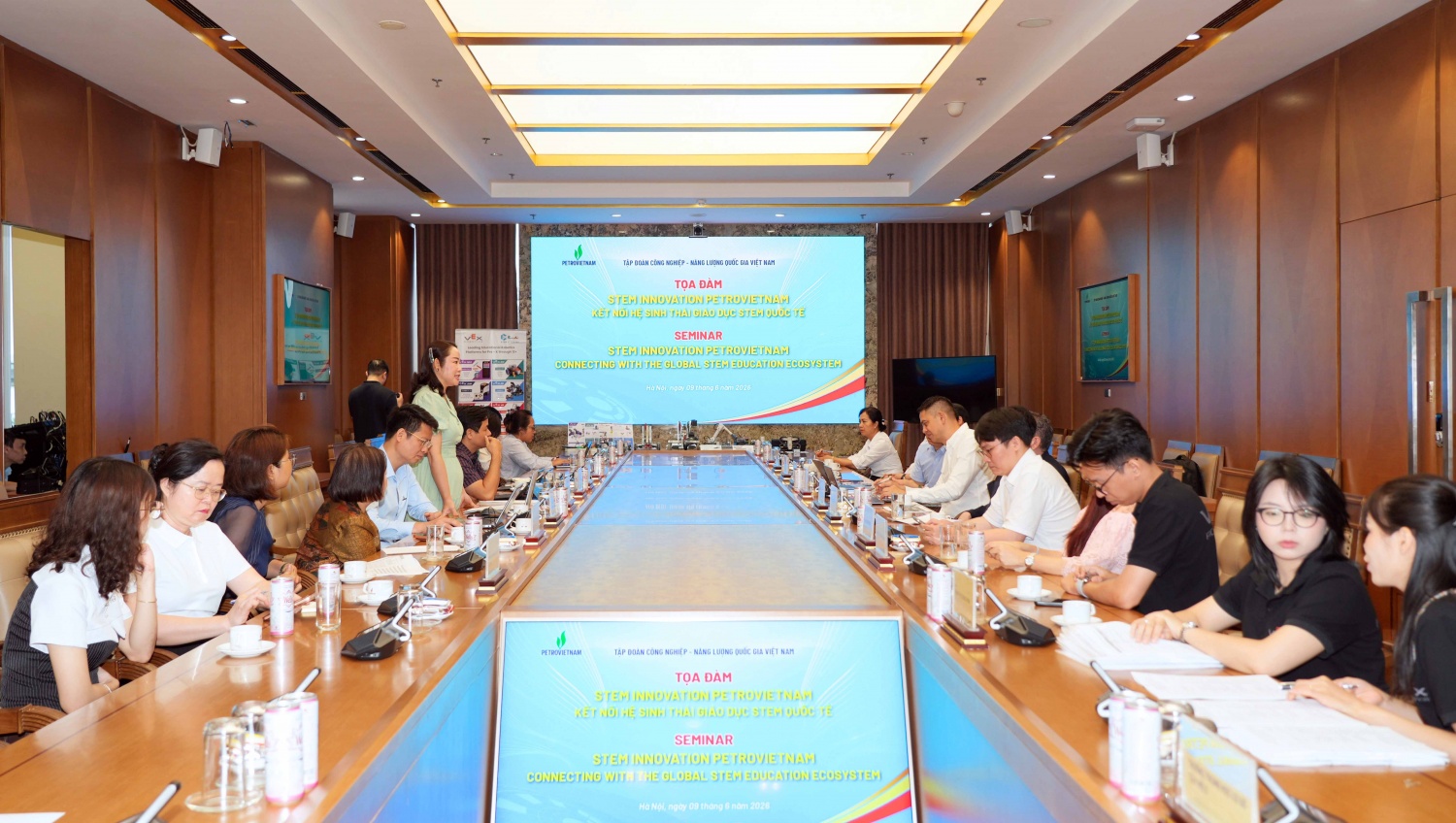 STEM Innovation Petrovietnam: Thúc đẩy, kết nối hệ sinh thái giáo dục quốc tế STEM Innovation Petrovietnam: Thúc đẩy, kết nối hệ sinh thái giáo dục quốc tế
