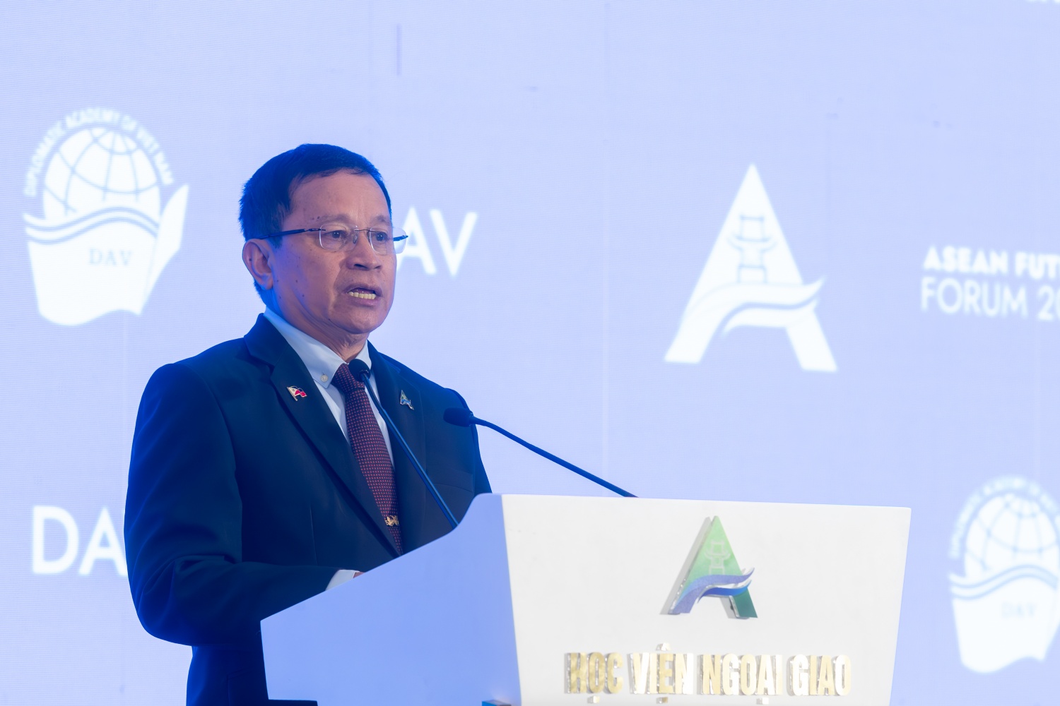 Chìa khóa để ASEAN nuôi dưỡng vòng tròn hữu nghị và ngăn ngừa xung đột Chìa khóa để ASEAN nuôi dưỡng vòng tròn hữu nghị và ngăn ngừa xung đột