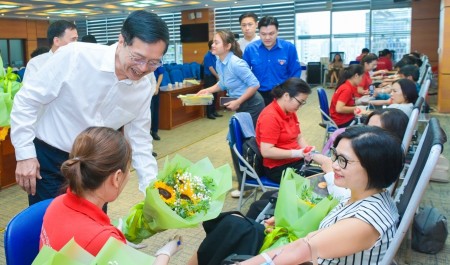 "Nhiệt huyết Petrovietnam" lan tỏa nghĩa cử cao đẹp vì cộng đồng