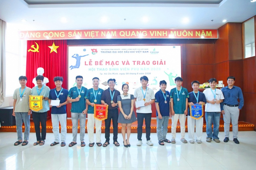 Bế mạc Hội thao Sinh viên PVU 2026: Lan tỏa tinh thần “Khỏe để học tập, lao động và cống hiến” Bế mạc Hội thao Sinh viên PVU 2026: Lan tỏa tinh thần “Khỏe để học tập, lao động và cống hiến”