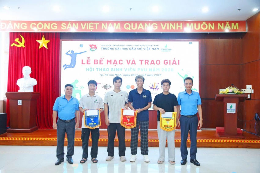 Bế mạc Hội thao Sinh viên PVU 2026: Lan tỏa tinh thần “Khỏe để học tập, lao động và cống hiến” Bế mạc Hội thao Sinh viên PVU 2026: Lan tỏa tinh thần “Khỏe để học tập, lao động và cống hiến”
