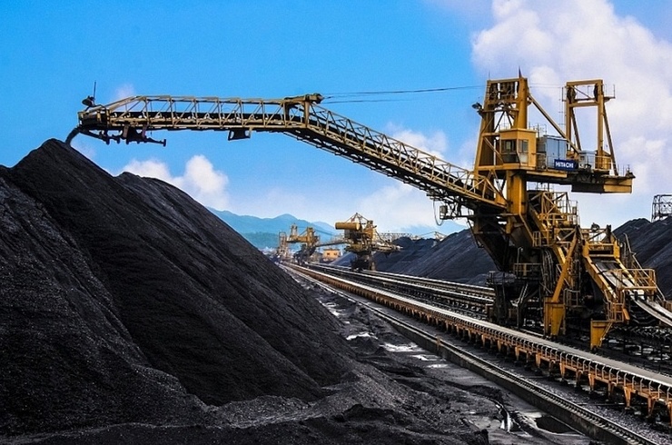 Tin tức kinh tế ngày 10/6: Cho phép khai thác than vượt công suất để bảo đảm an ninh năng lượng