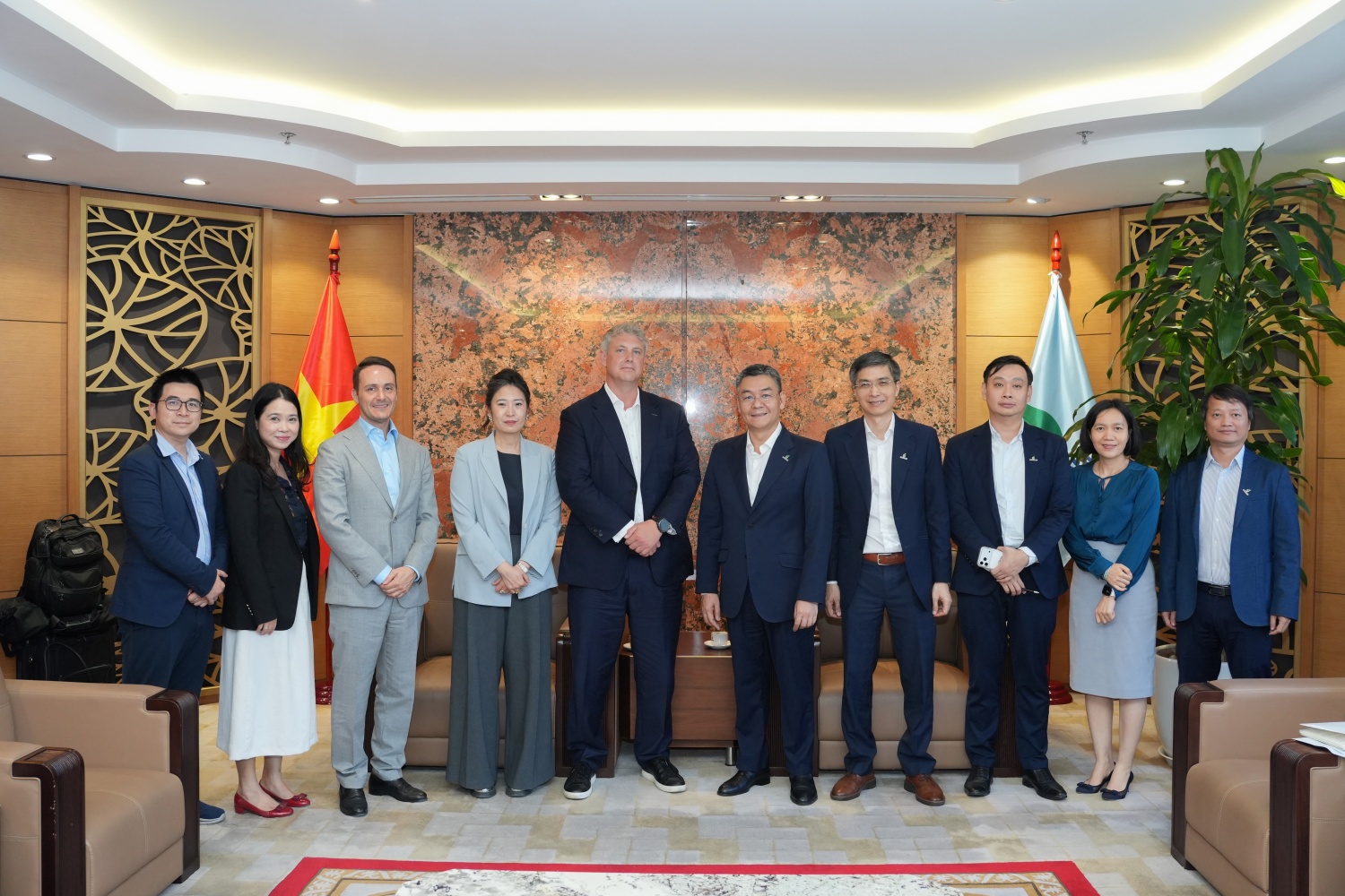 Petrovietnam và CIP thúc đẩy hợp tác, mở rộng cơ hội đầu tư điện gió ngoài khơi tại Việt Nam Petrovietnam và CIP thúc đẩy hợp tác, mở rộng cơ hội đầu tư điện gió ngoài khơi tại Việt Nam
